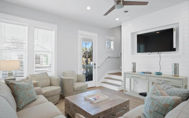 photo 2 of 30A Beach House - Turquoise Tides