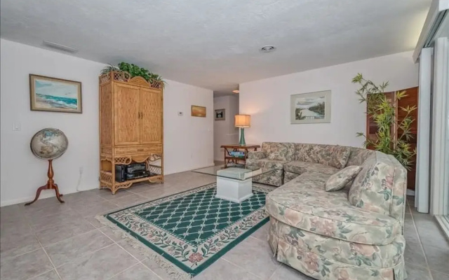 photo 3 of 310 Gasparilla St. - 3Br Home