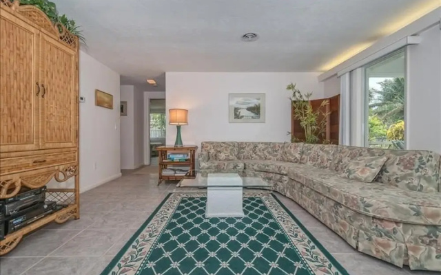 photo 4 of 310 Gasparilla St. - 3Br Home