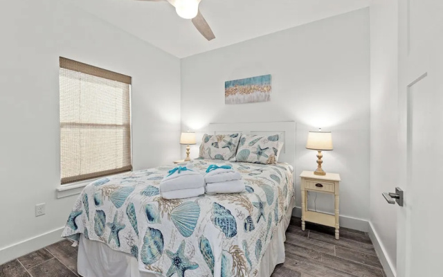 photo 3 of 311 Le Grand Dr - Sunny Sands