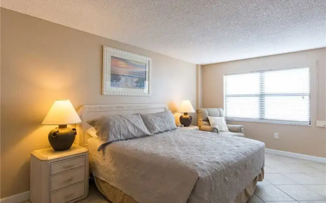 photo 2 of #312 Beach Place s - 3 Br condo by RedAwning