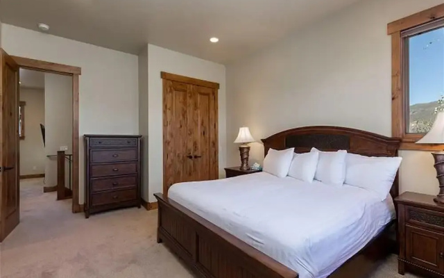 photo 3 of 312 Shores Lane by Summit County Mountain Retreats