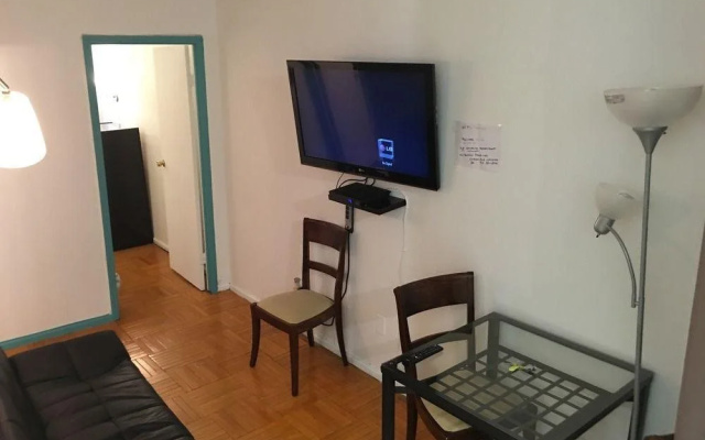 photo 4 of West 51 Street Apartment