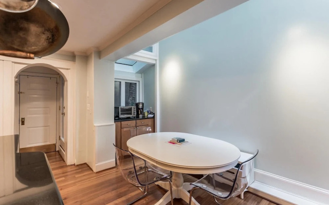 photo 5 of 314 S 16th