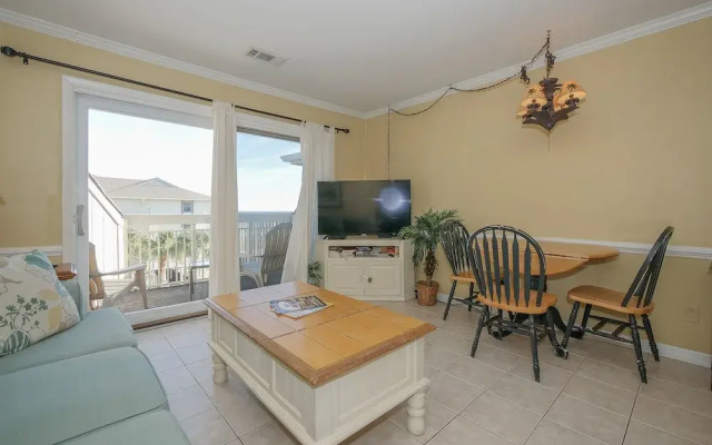photo 3 of 318 Breakers - 1 Br Villa