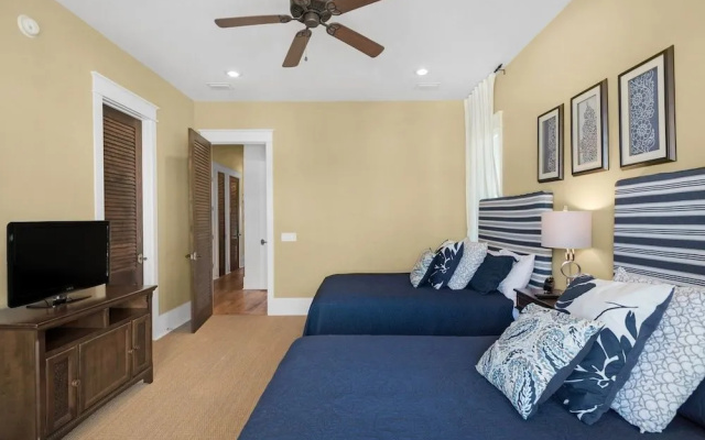 photo 5 of 32 E Park Place Duplex #802