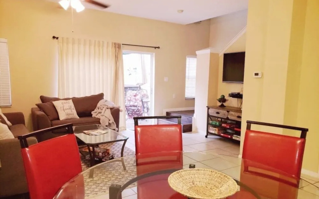 photo 3 of 3/2.5 Townhome W/Private Jacuzzi & Patio Townhouse