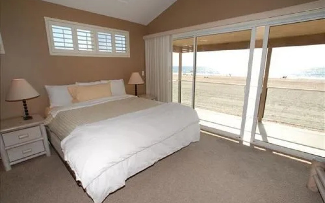 photo 4 of 3509 Seashore AB 68196 by RedAwning