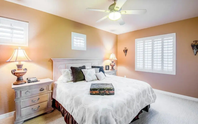 photo 3 of 3742 N Desert Circle Home 4 Bedrooms 3 Bathrooms Home
