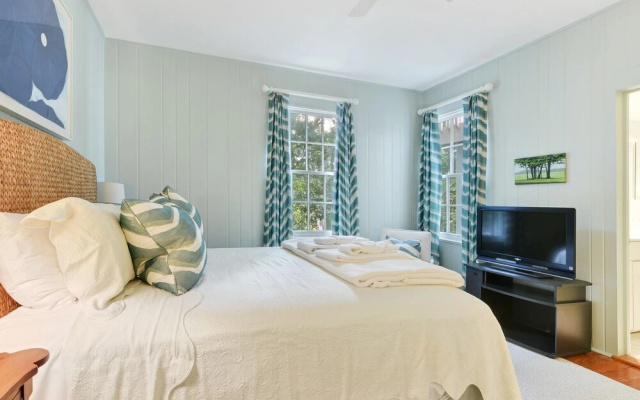 photo 4 of 3939 Duval Drive Beachfront by Vtrips