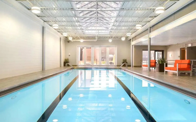 photo 3 of 3b/3b SkyLoft with Navy Pier View Gym & Pool by ENVITAE