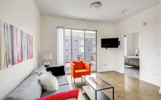 photo 3 of 3BD Loft Downtown Business District