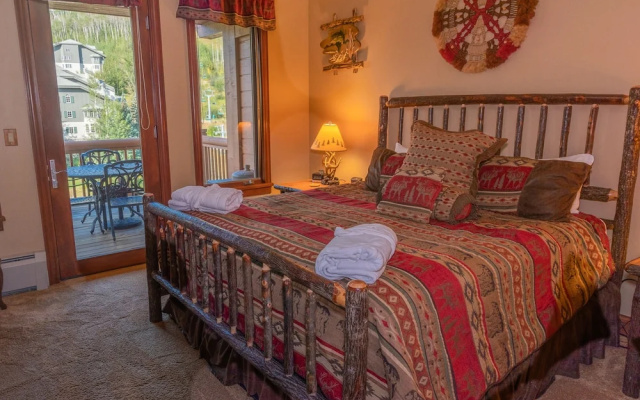 photo 3 of 3bd + Loft With Ski In/out Access And Panoramic Views! 3 Bedroom Condo by RedAwning