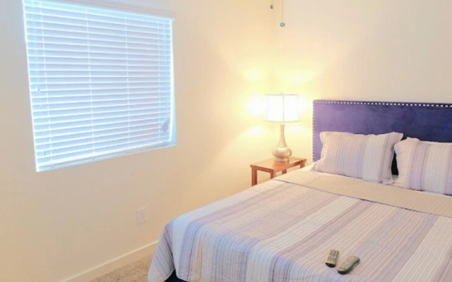 photo 5 of 3Bdrm 2Bath 4Beds - 3 STORY NORTH HOU