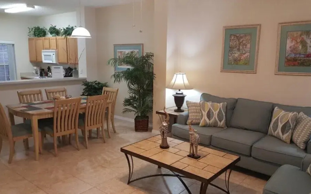 photo 3 of 3br, 2.5ba Townhome W/ Sunny Rear Yard 3 Bedroom Townhouse by Redawning