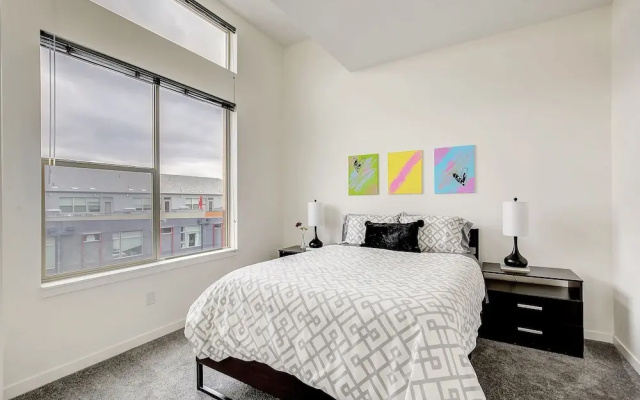 photo 3 of 3BR Downtown Loft Financial District