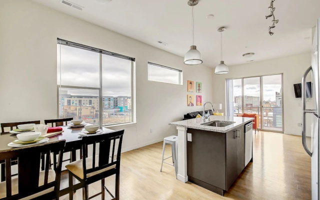 photo 5 of 3BR Downtown Loft Financial District