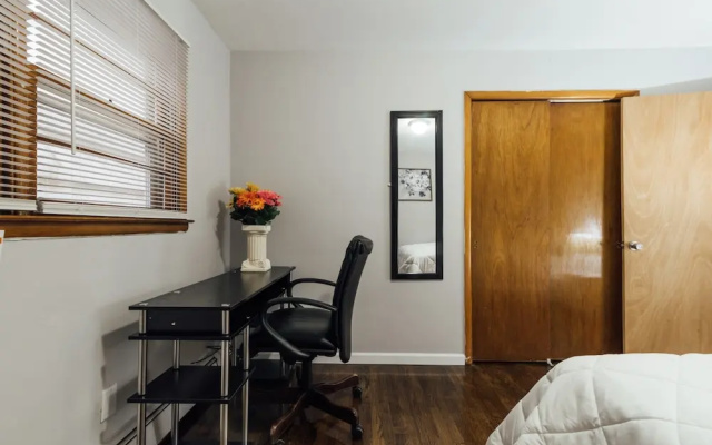 photo 4 of 3 Bedroom near Journal Square