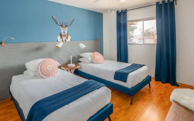 photo 2 of 3BR Retreat Old Town by Wanderjaunt