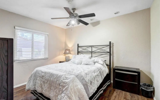 photo 4 of 3BR Scottsdale Kierland Unit
