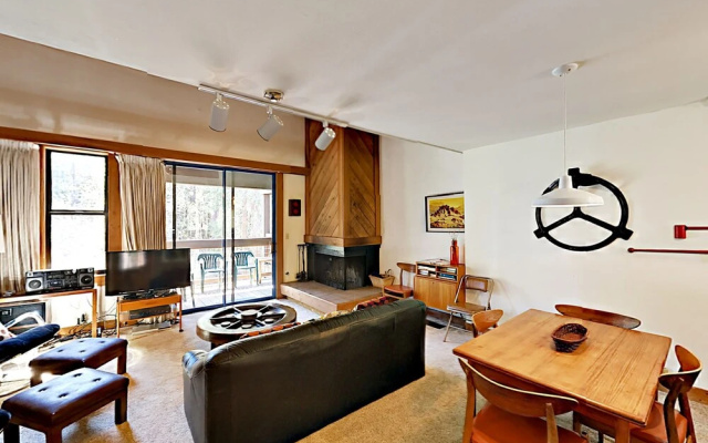 photo 3 of 3br  Ski-in Access To Northstar 3 Bedroom Condo