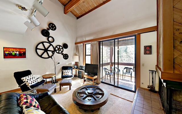 photo 4 of 3br  Ski-in Access To Northstar 3 Bedroom Condo