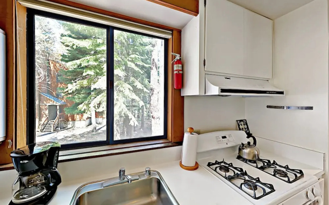 photo 5 of 3br  Ski-in Access To Northstar 3 Bedroom Condo