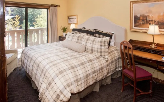 photo 5 of 3BR Residence w/ Cozy Fire Place - Lodge at Vail by RedAwning - Save 20% on 7+ Nights!