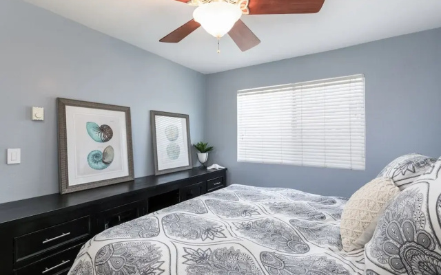 photo 4 of 3br W/ Patio & Grill - 1 Mile To Beach & Pier Ave 3 Bedroom Townhouse
