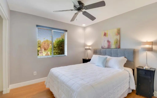 photo 4 of 4 bdr, Two Master suite, billiards & desert oasis pool