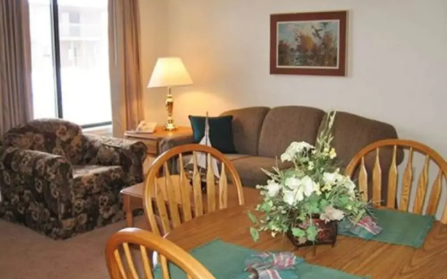 photo 2 of 4 Bedroom House- Rustic Style Next to Spirit Lake