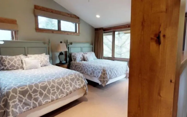 photo 4 of 4 Bedroom Luxury Private Home in Vail's Cascade Village With Mountain Views and Hot Tub