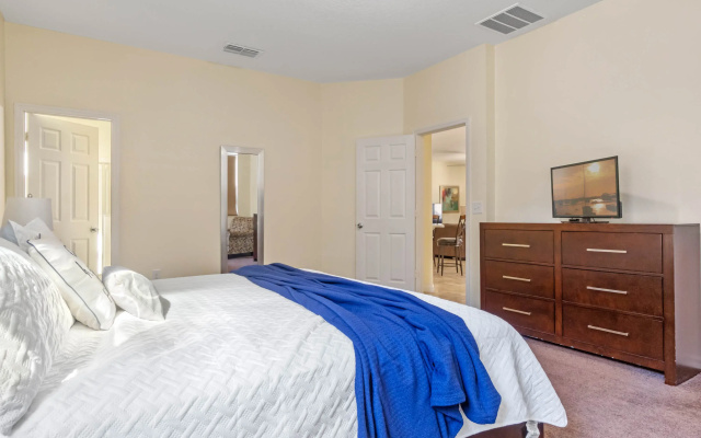 photo 4 of 4 Bedrooms / 3 Bathrooms / Crystal Cove (4712 BD), Kissimmee, US