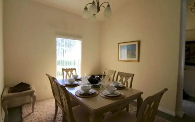 photo 4 of 4 BR Manor at Westhaven Sleeps 10