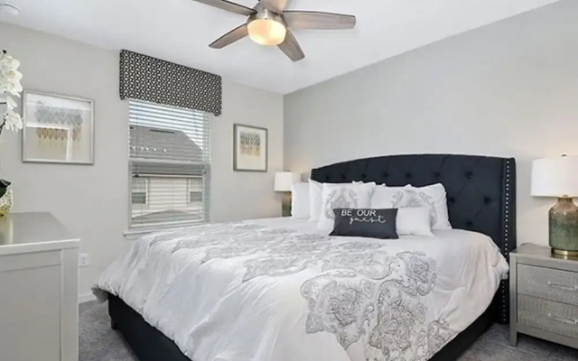 photo 4 of 4 BR Townhome in Solara Rst by SHV-1559