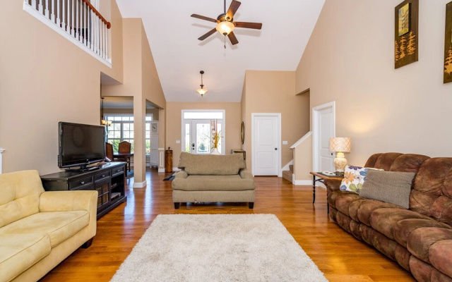 photo 4 of 40 Charles Marlowe Drive Home 4 Bedrooms 3 Bathrooms Home