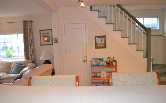 photo 5 of 403 9th Ave