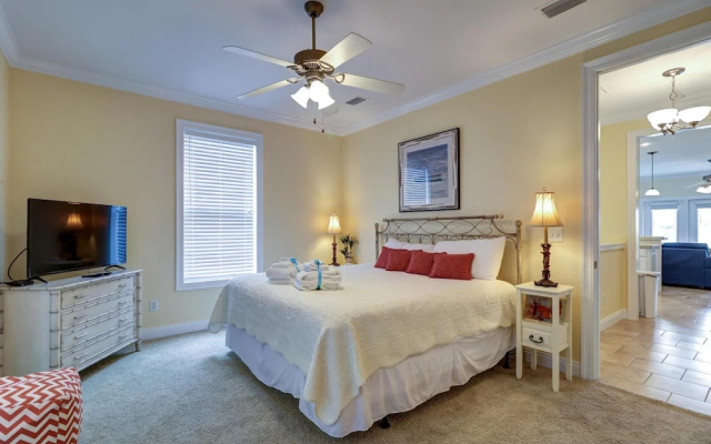 photo 2 of 413 la Valencia Circle by BlueSwell