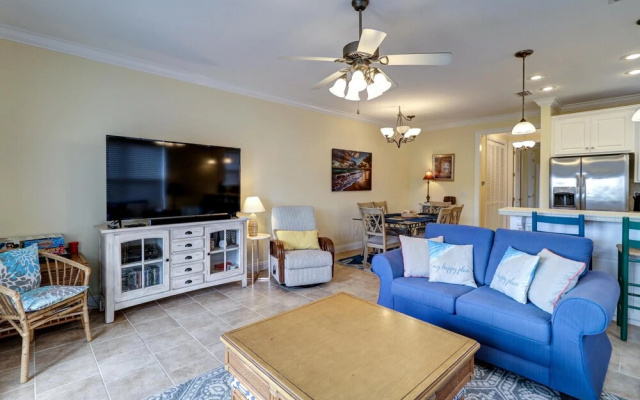 photo 5 of 413 la Valencia Circle by BlueSwell