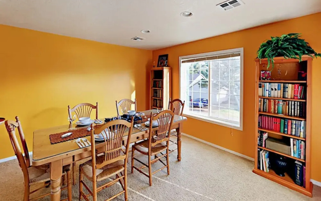 photo 2 of 416 17th Avenue Home 4 Bedrooms 2.5 Bathrooms Home
