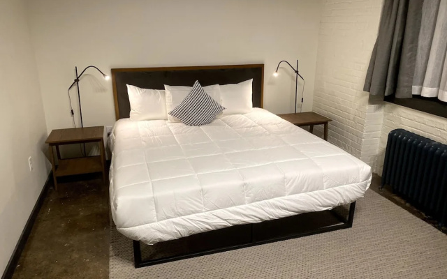 photo 2 of 424-Apt. 403