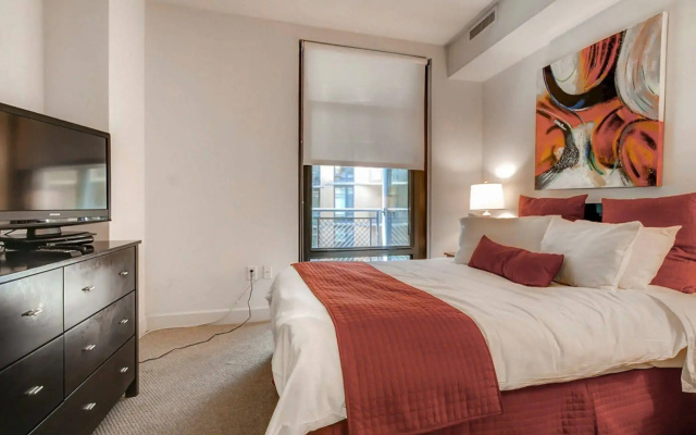 photo 4 of Global Luxury Suites at The Convention Center