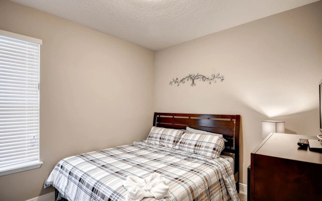 photo 3 of 4329ac - Solterra Gated Resort 5 Bedroom Home by RedAwning