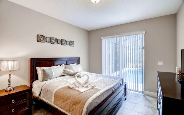 photo 4 of 4329ac - Solterra Gated Resort 5 Bedroom Home by RedAwning