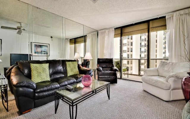 photo 2 of 440 West 1001N 10th floor Waterview - 440 West Condo 23160