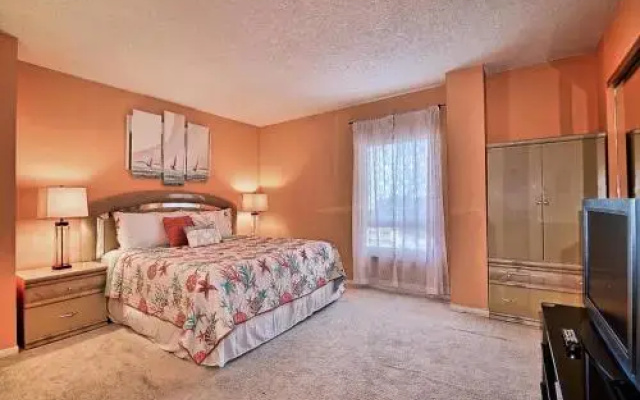 photo 2 of 440 West 808N