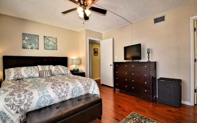 photo 4 of 440 West Condo 1101N