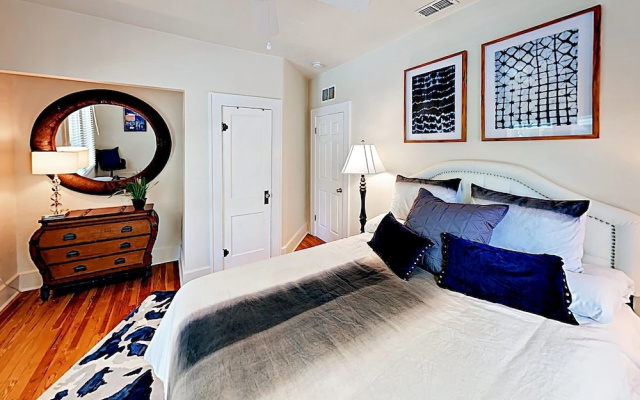 photo 4 of 445 Saint Petersburg - 3 Br Home