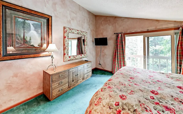photo 3 of 4562 Streamside Circle E Duplex Unit B 3 Bedrooms 3 Bathrooms Duplex