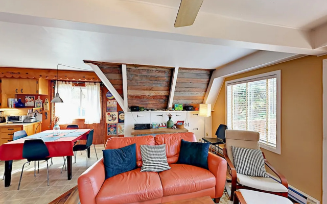 photo 2 of 457 NW 56th St Home